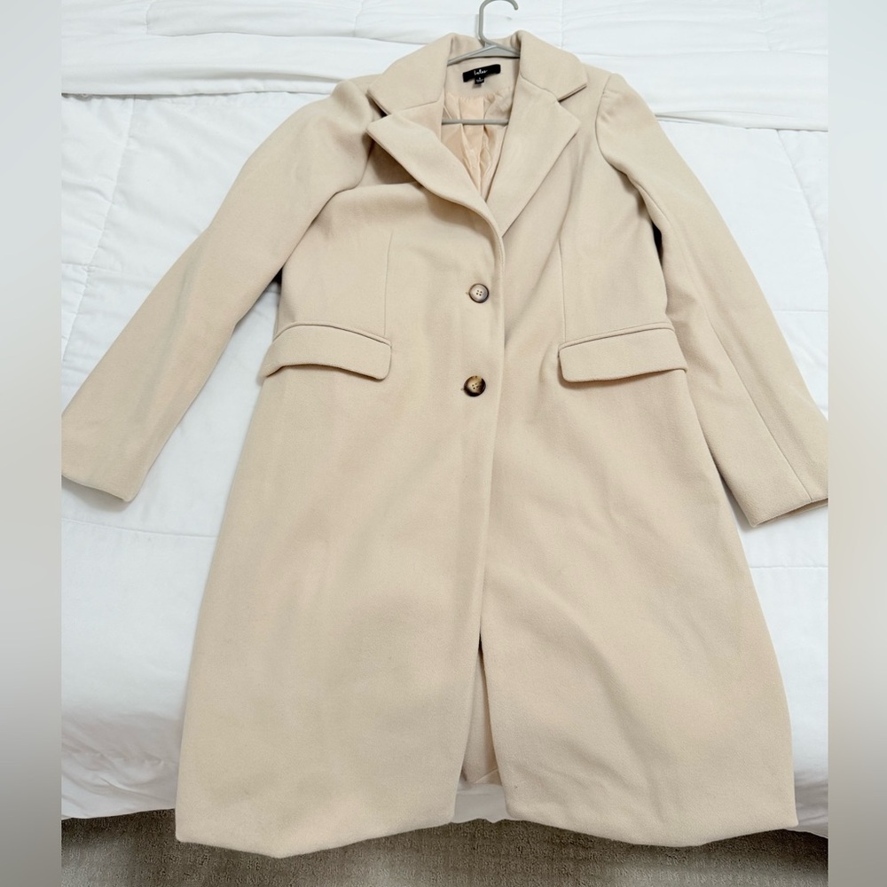 Lulu’s Long Beige/Tan colored Coat